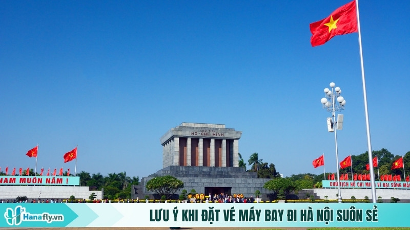 Lưu ý khi đặt vé máy bay đi Hà Nội suôn sẻ